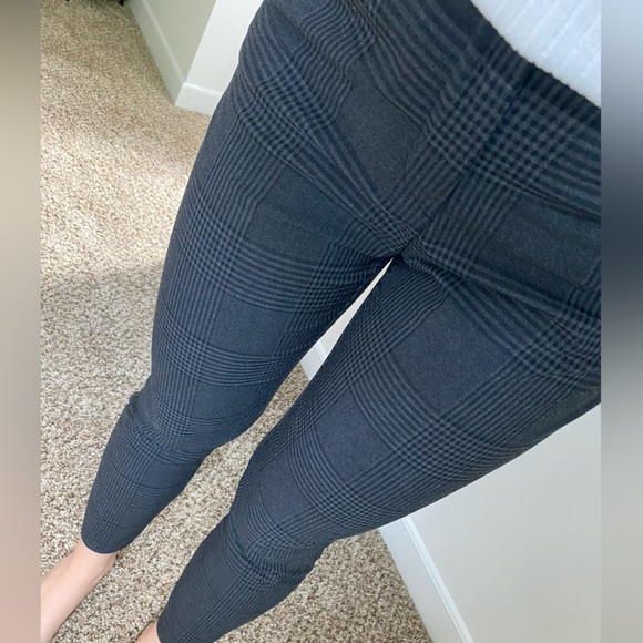 H&M plaid pant - Picture 2 of 3